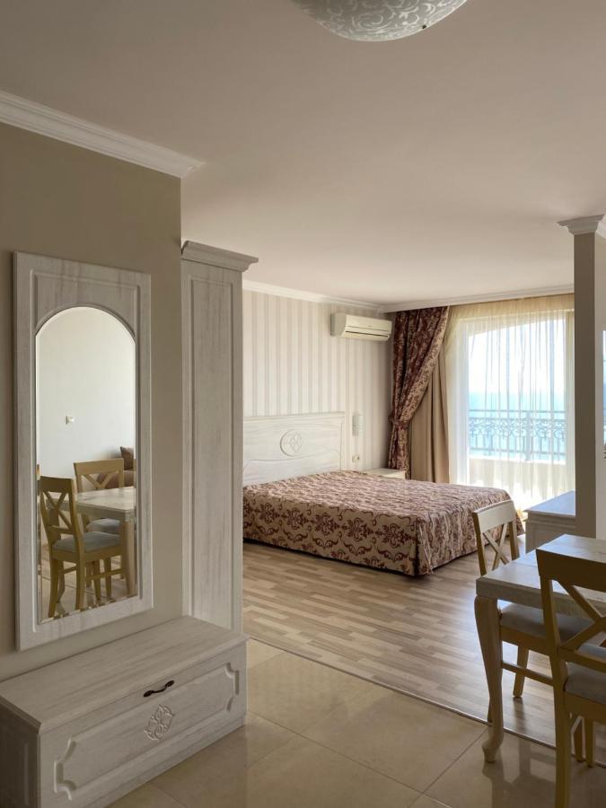 Private Super Apartments By Sea In Apart Hotel ! Pomorie Ngoại thất bức ảnh