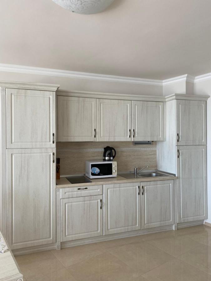 Private Super Apartments By Sea In Apart Hotel ! Pomorie Ngoại thất bức ảnh